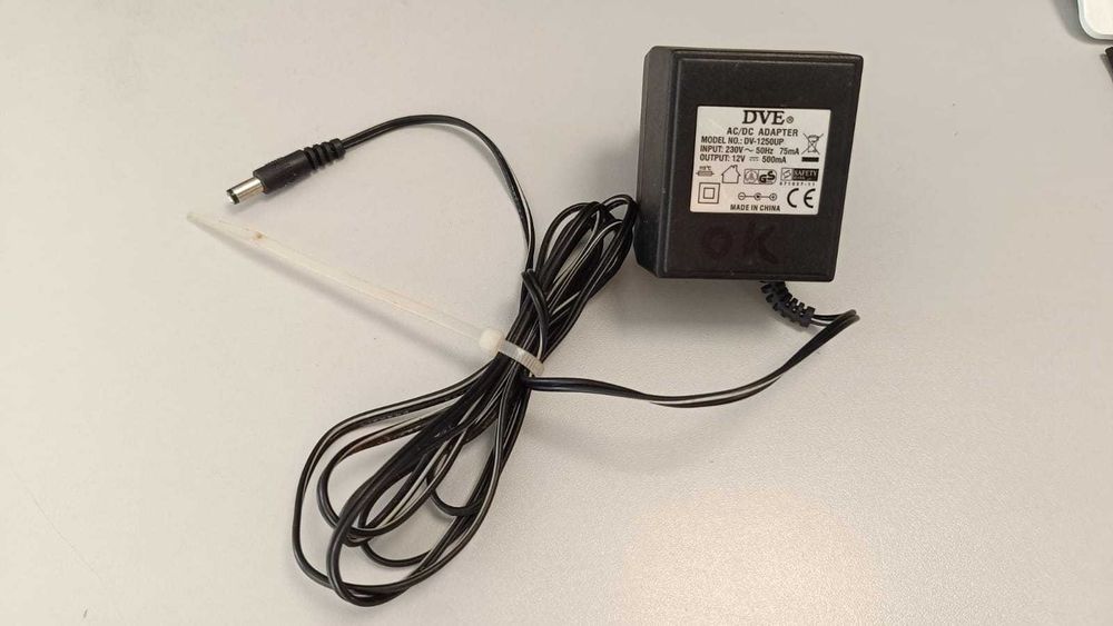 Zasilacz 230V AC / 12V DC 0,5 A