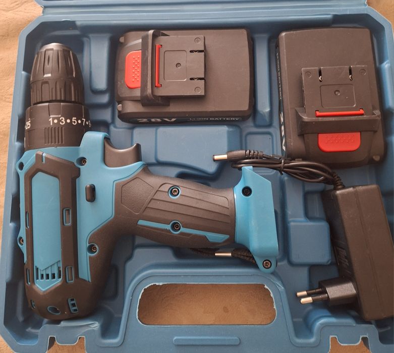 AParafusadora multifunções 28V