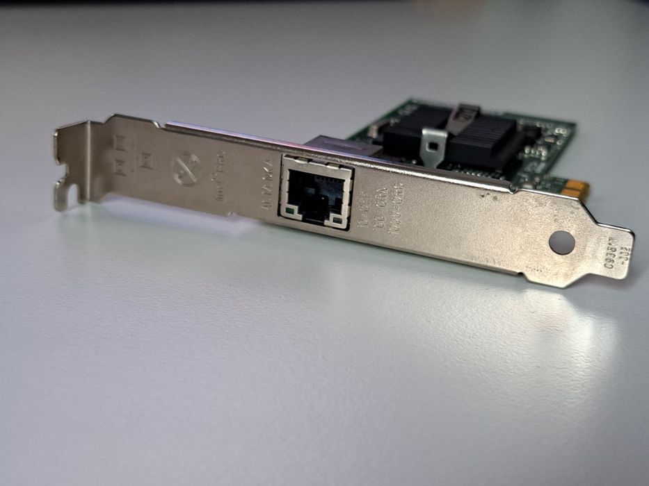 Intel PRO/1000 PCI-E Gigabit Ethernet