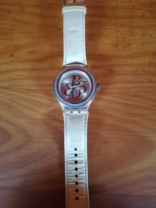 Relógio branco | Swatch