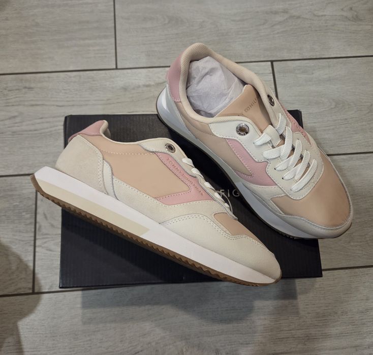 Tommy Hilfiger – damskie sneakersy rozm 37