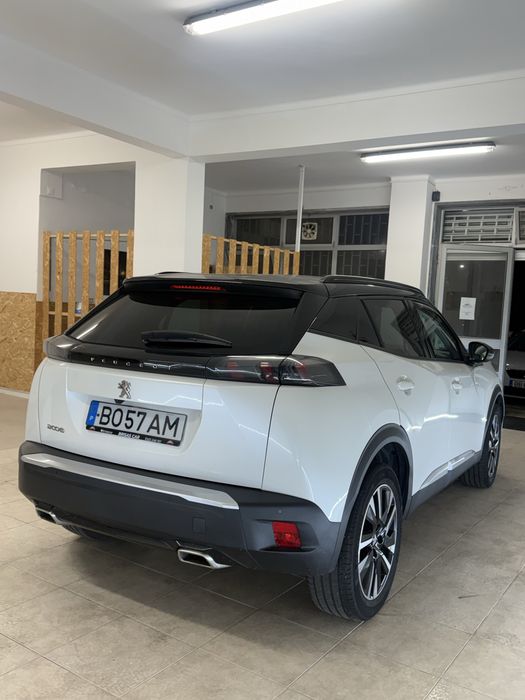 Peugeot 2008 full extras 2020