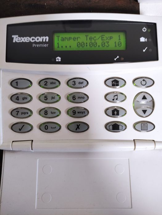 Centrais e teclados de alarme várias marcas.