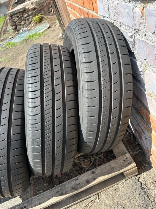 185/65 R15 Kumho EcoWing Es01 /комплетк/ідеальний стан/