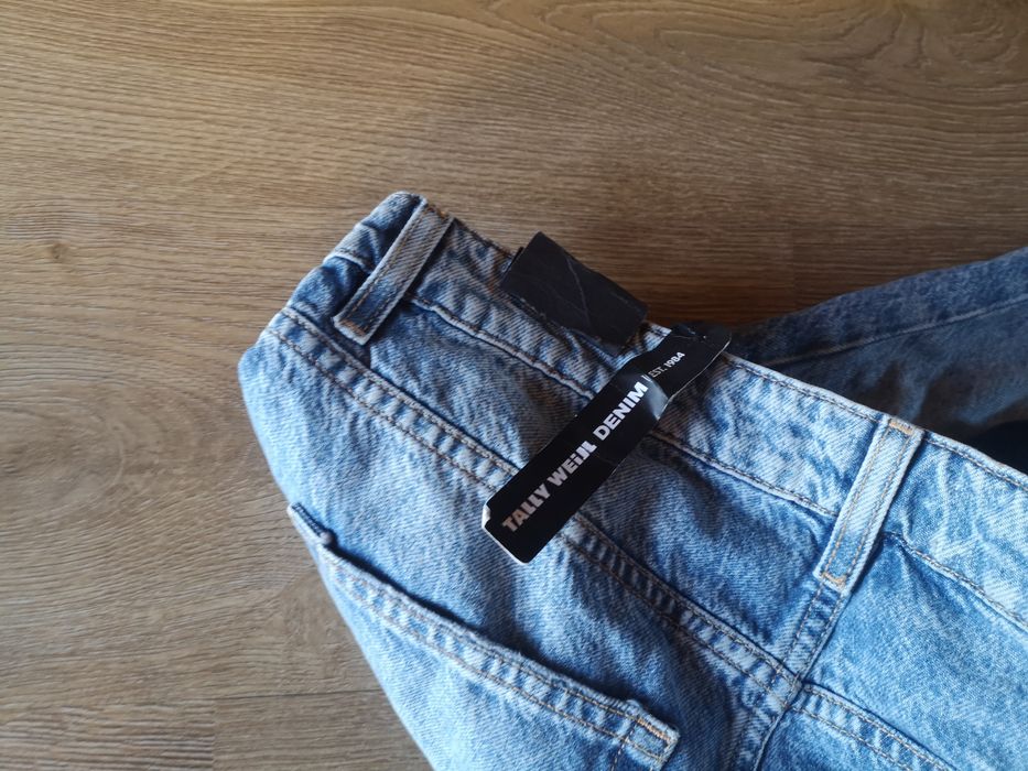 Spodnie jeansowe nowe