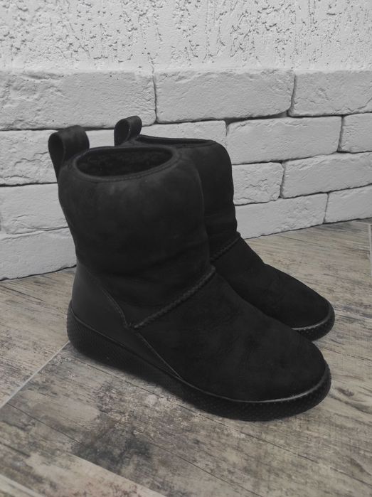 Зимові жіночі чоботи, черевики, уггі Prego 36 р