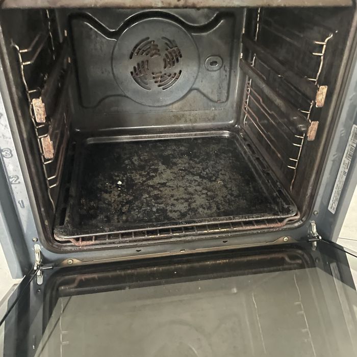 Kuchenka mikrofalowa z grillem