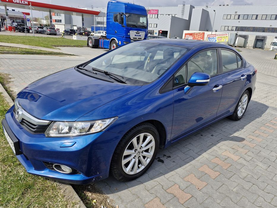Honda civic-9- 4d