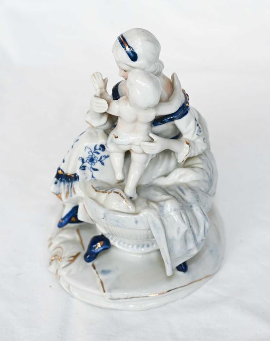 Estatueta Mulher com Criança