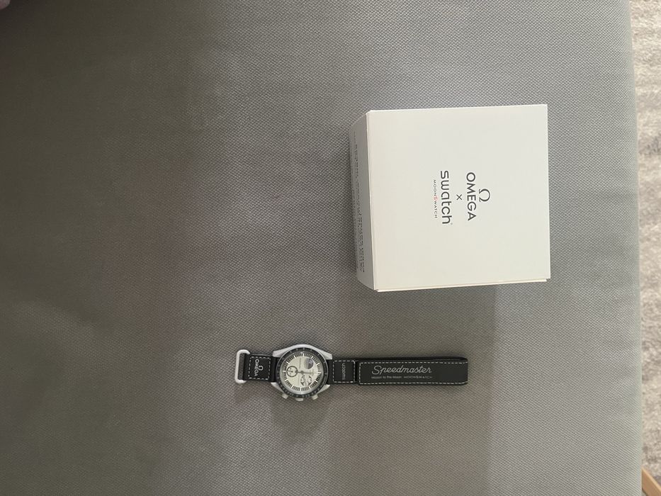 Relógio omega x swatch mission to earthphase
