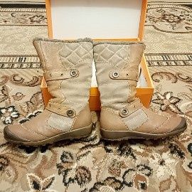 Продам взуття 36розмір багіра