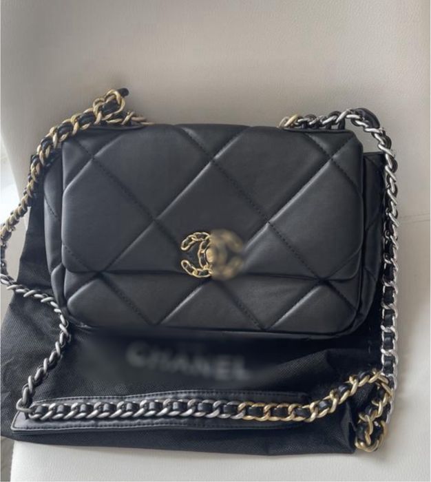 Продам сумка натуральная кожа брендовая