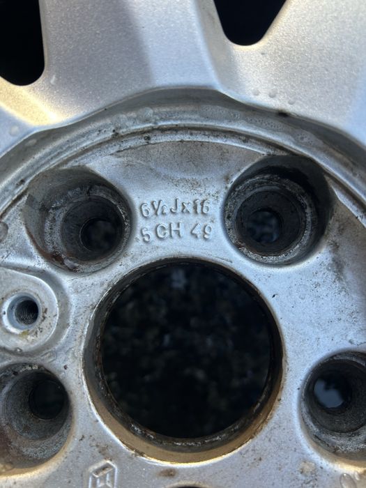 Alu felgi 16 cali 5x108 et49 renault