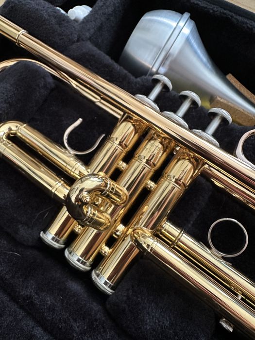 trąbka Yamaha YTR4335GII