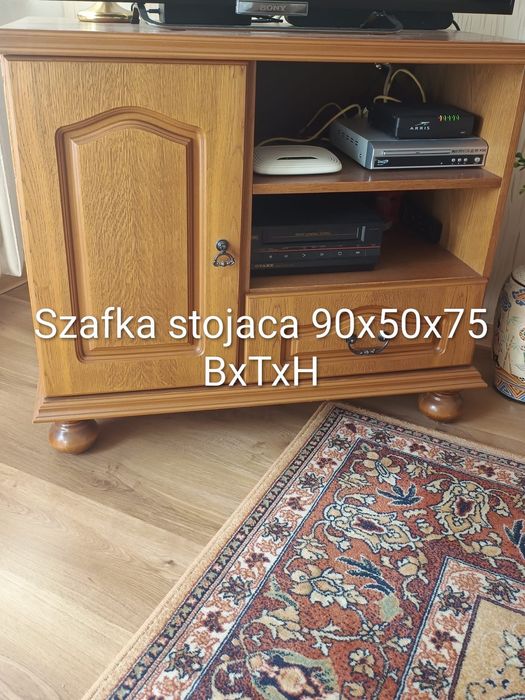 Sprzedam kmpl mebli z witryna do salonu