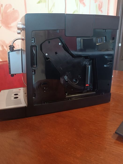 Продам кавоварку Nivona 572