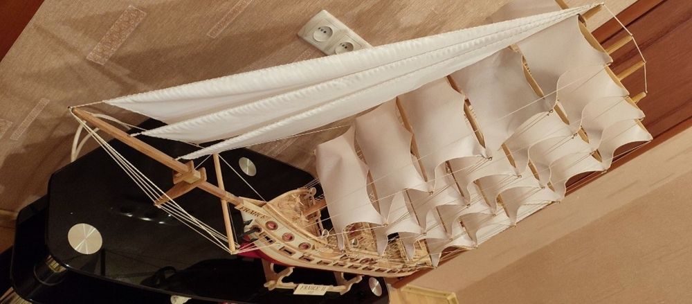 корабель колекційний 'france ll'