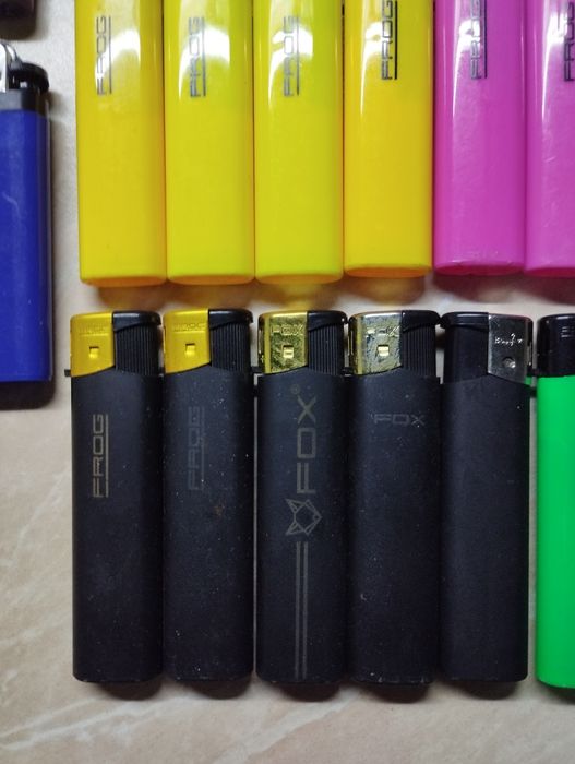 Продам зажигалки