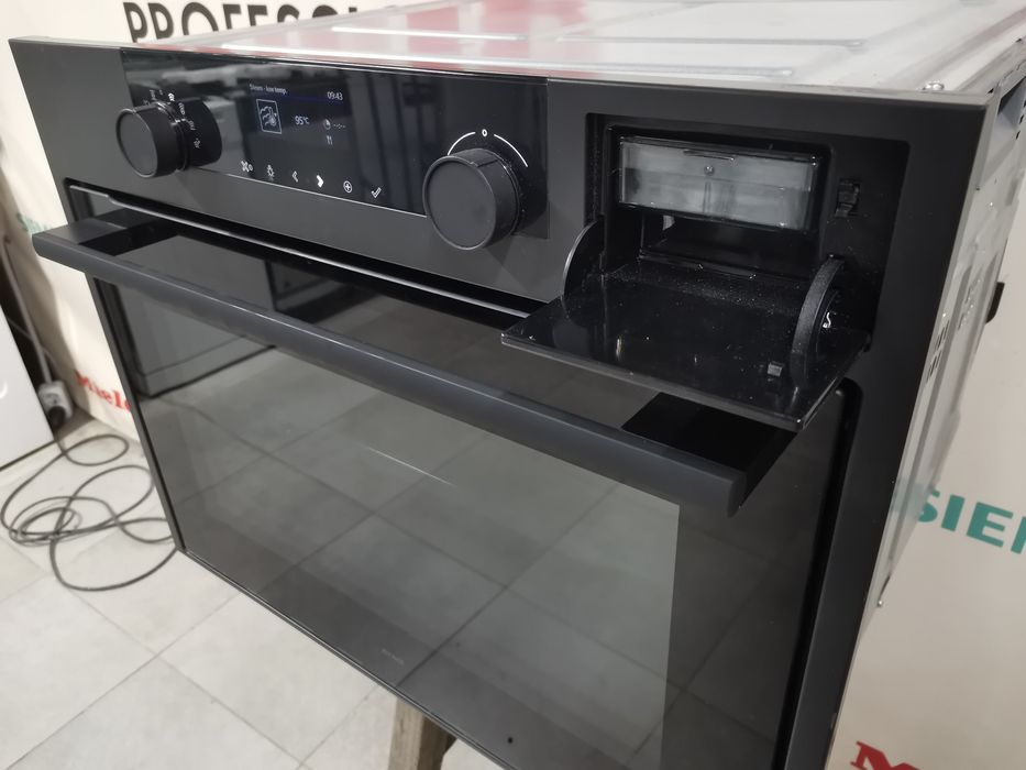 Парова духовка ATAG CS4695C