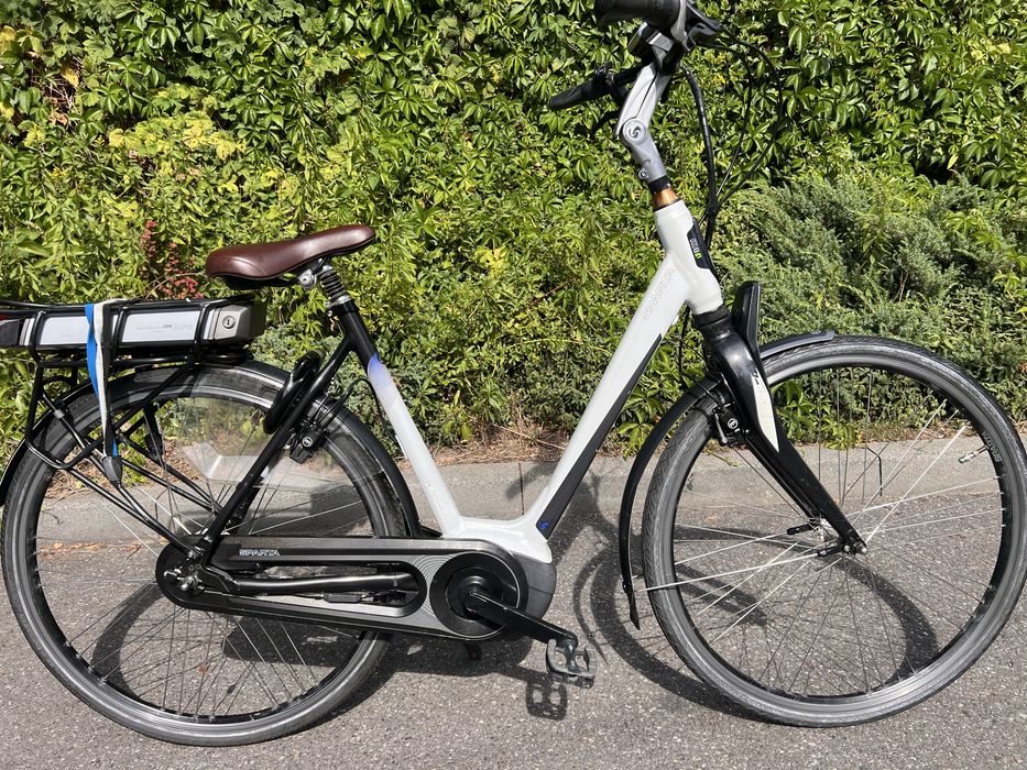 Świetny rower elektryczny SPARTA ION 36V 500Wh centralny YAMAHA 8 biegów NEXUS /A