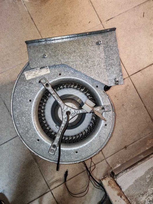 Wentylator promieniowy / Dmuchawa EBM D4E225-AC01-16