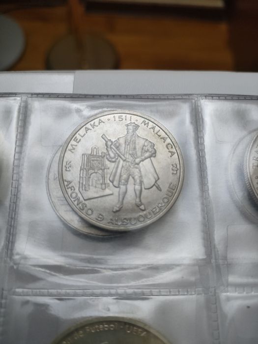 Moedas comemorativas de Escudos de Portugal (várias, veja o anuncio)