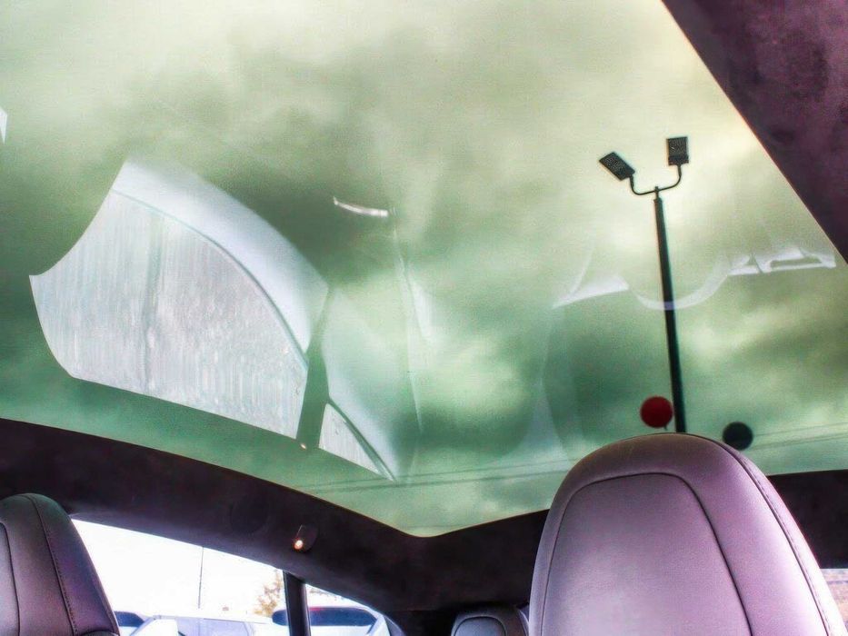 Tesla Model S      2022