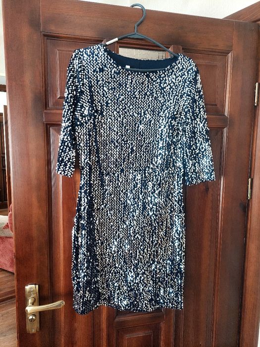 Сукня святкова  з паєтками