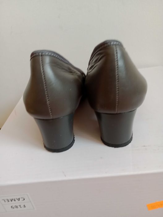 Buty damskie czółenka skórzane Sender bis rozmiar 36