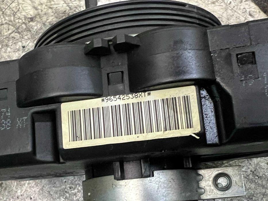 Peugeot 206  807 Citroen Xsara Berlingo C5 C8 Przełącznik Zespolony