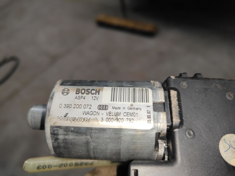Citroen C4 Grand Picasso silniczek szyberdachu 0390.200.072 i inne