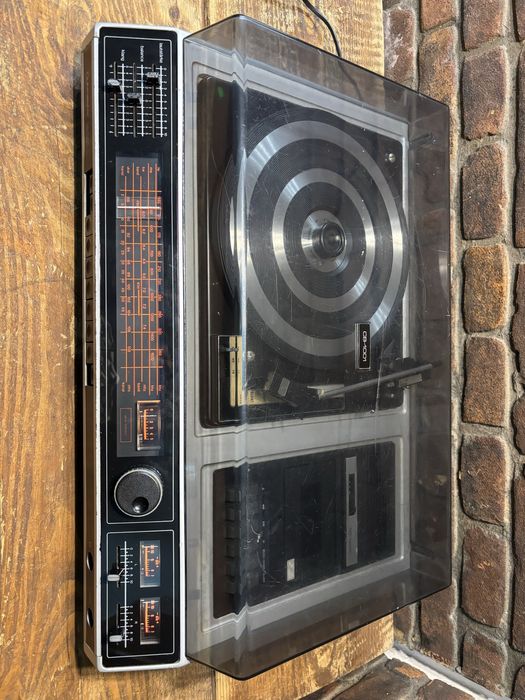 Gramofon + Magnetofon Clubmeister CB 1001