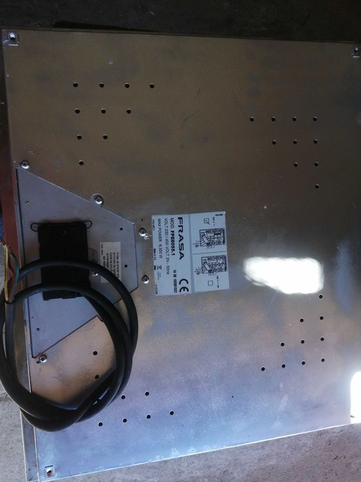 Placa eletrica vitroceramica,usada mas em bom estado,tudo a funcionar, 4  discos