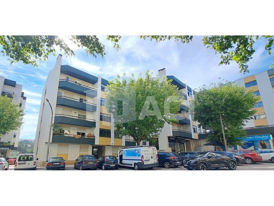 3-Bedroom Apartment