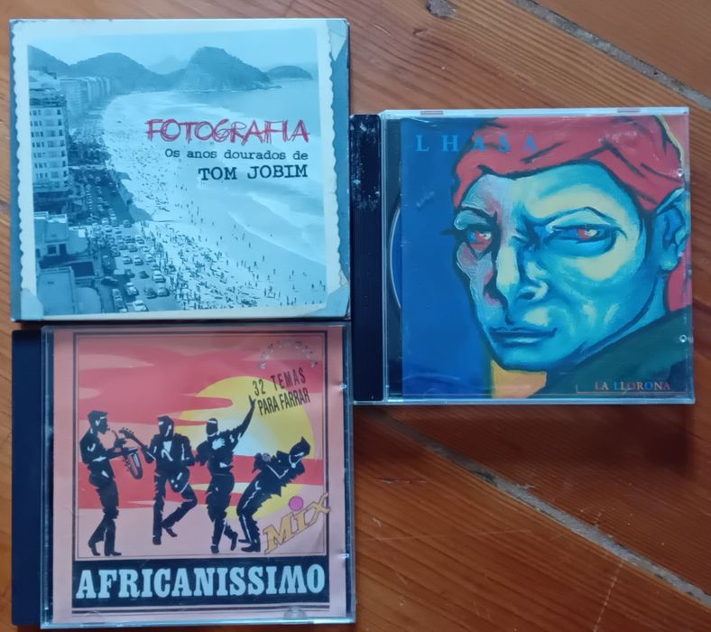 CDs: Jobim, Lhasa, Africanissimo
