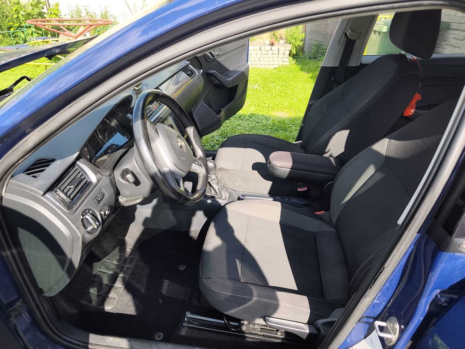 Samochód Skoda rapid 2014r
