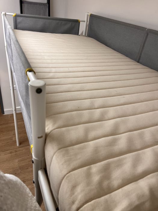 Cama alta IKEA VITVAL