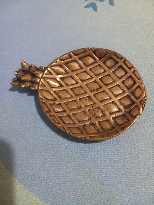 Peças decorativas em metal