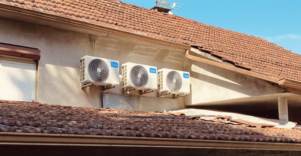 INSTALAÇÃO PROFISSIONAL DE AR CONDICIONADO