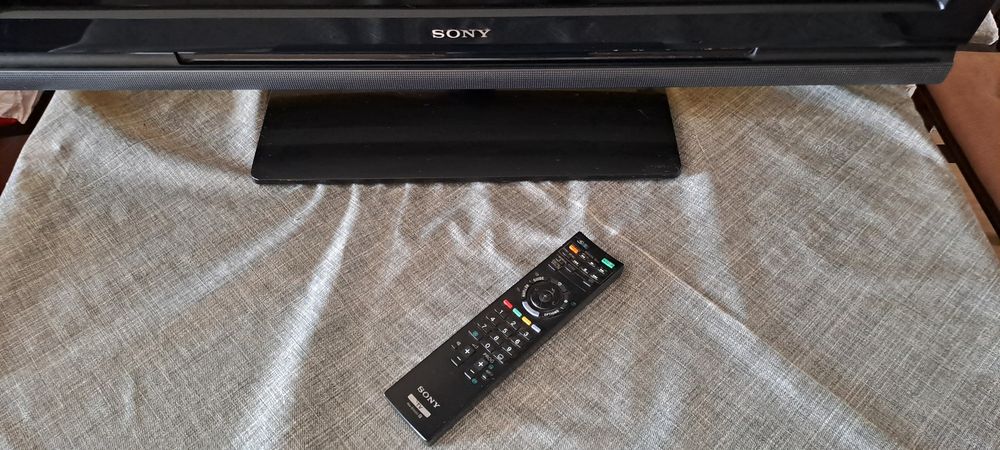 Televisor LCD Sony Bravia KDL-37V4000  de 37 polegadas