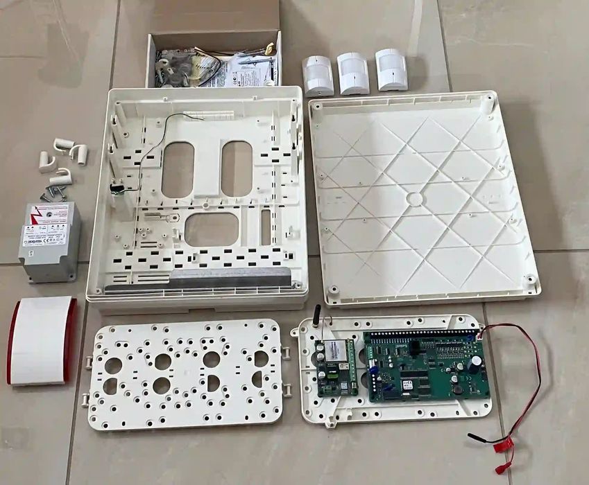 SATEL Centrala alarmowa z powiadamianiem SMS Super okazja – Super stan