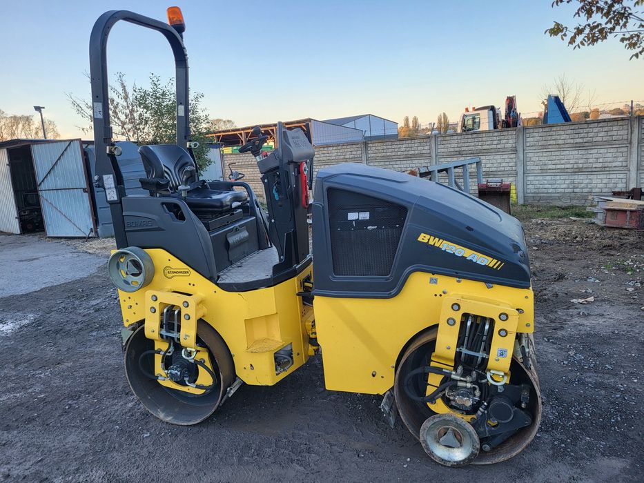 Walec drogowy Bomag BW120 AD5 rok 2018  2,7 tony