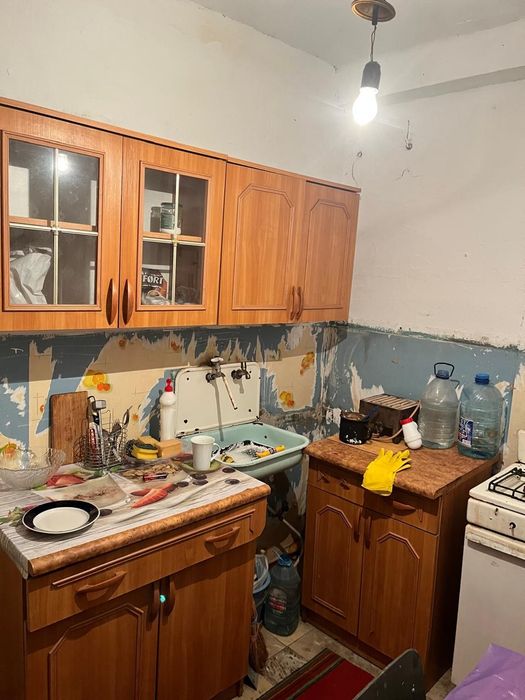 Продам 2-х  комнатную квартиру в г.Славянск