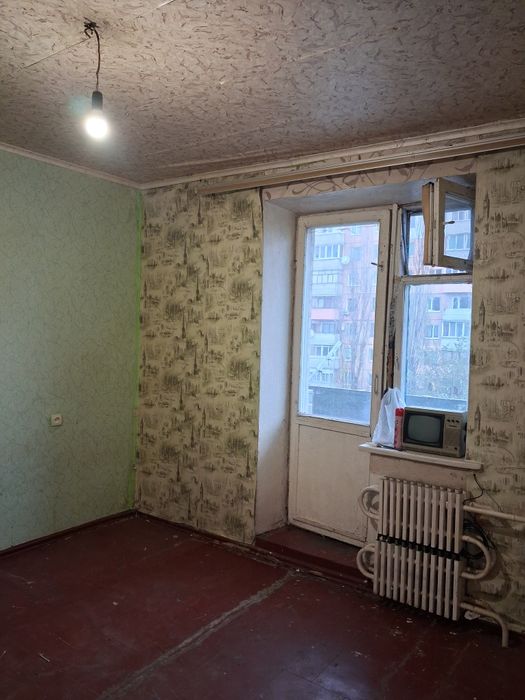 Продам 1 кім квартиру на Жадова