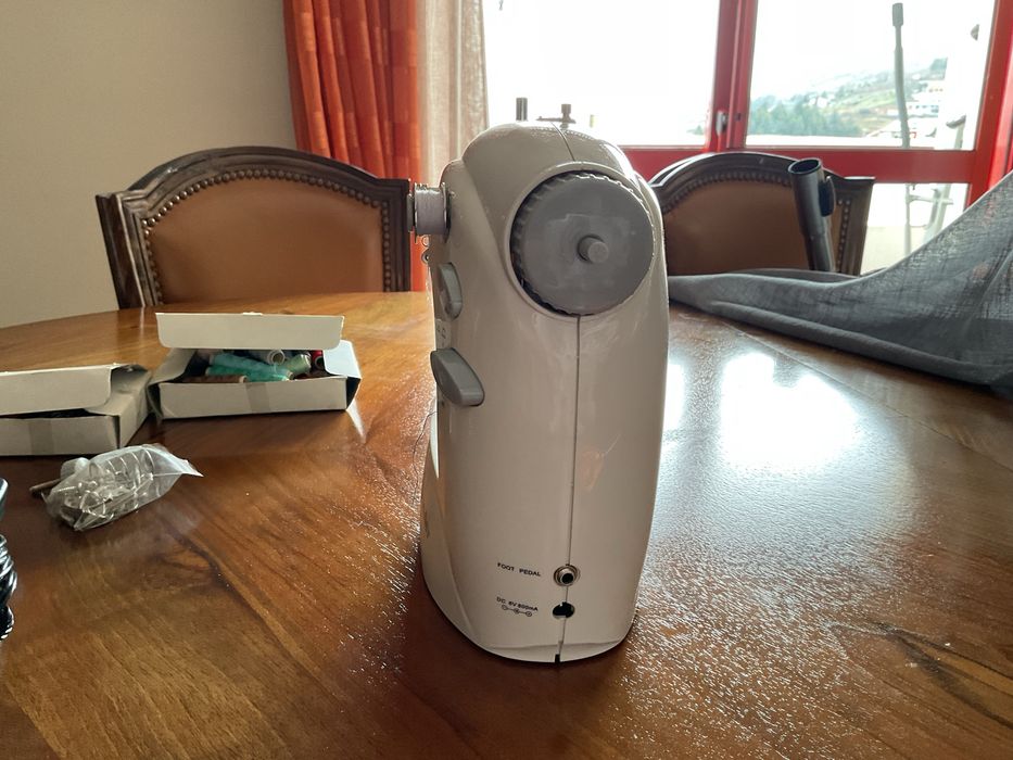 Máquina de Costura Portátil Sewing Sonder