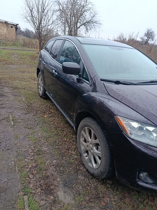 Автомобиль Мазда СХ7