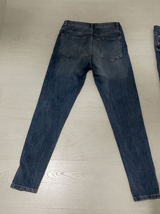 Jeansy reserved 38