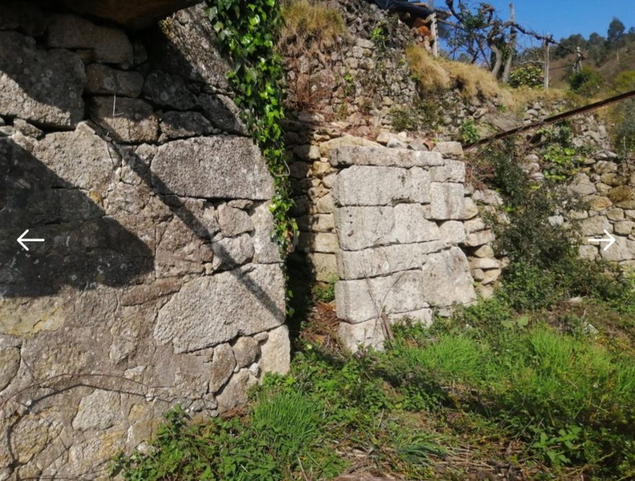 Casa de aldeia para recuperar