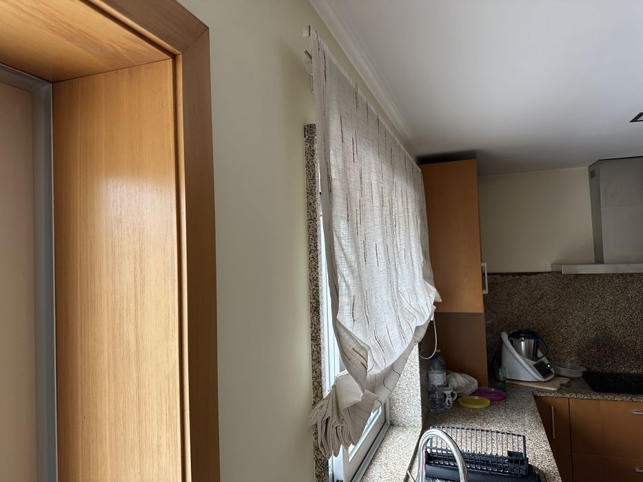 4 cortinas de cozinha e quartos menina