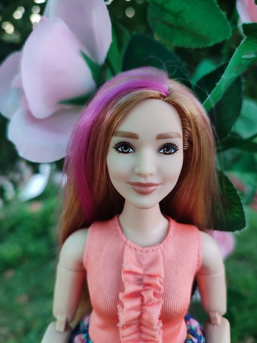 Лялька Барбі йога шарнірна Dreamtopia Princess